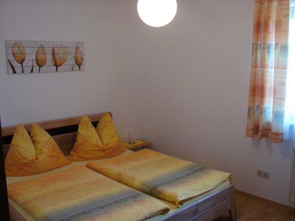 Ferienwohnung Moser Am See Millstatt Room photo